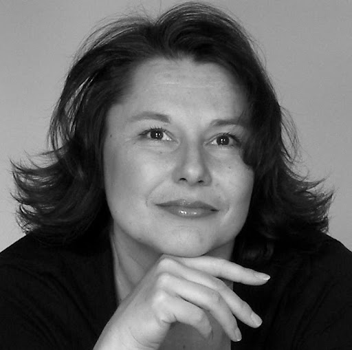 Dawn Jones Photo 43