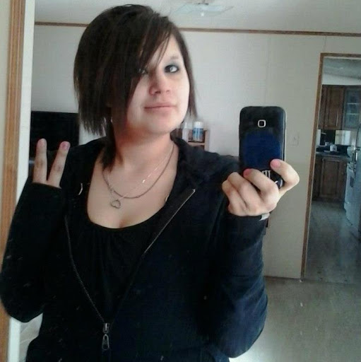 Leanne Nadeau Photo 6