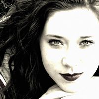 Emma Goodwin Photo 2