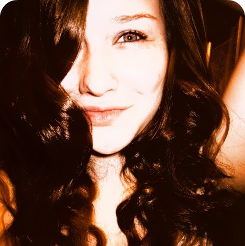 Alyssa Willis Photo 8