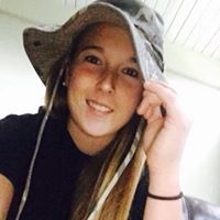 Miranda Barker Photo 6