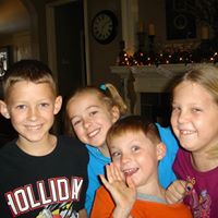 Vicki Thacker Photo 10