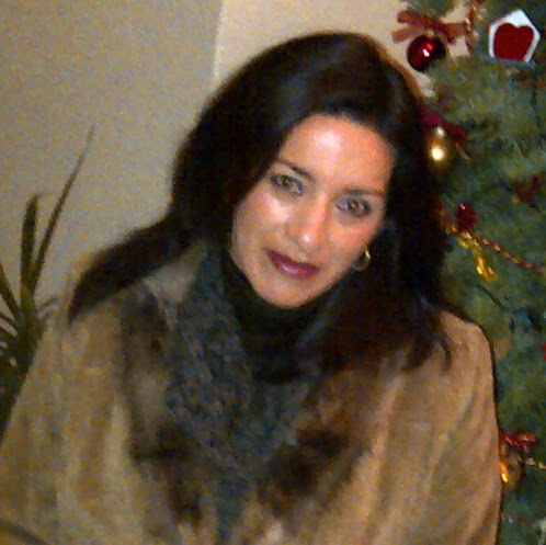 Laura Escamilla Photo 24