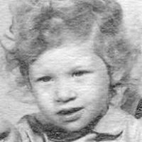 Alice Hudson Photo 29