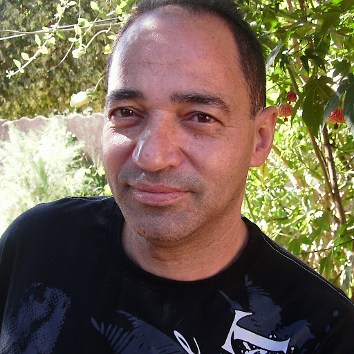 Vicente Santos Photo 26