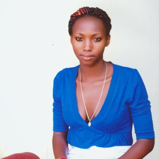 Cynthia Miracle Photo 19