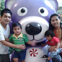 Joseph Gomez Photo 40