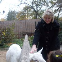 Belinda Baxter Photo 9