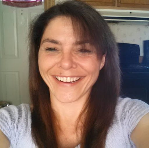 Angie Harris Photo 29