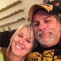 Lisa Lowe Photo 30