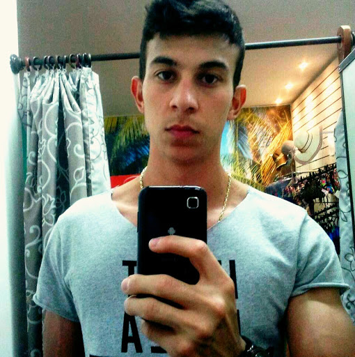 Victor Correa Photo 16
