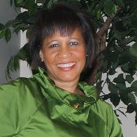 Deborah Dennis Photo 29
