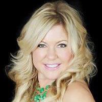 Christine Archer Photo 14
