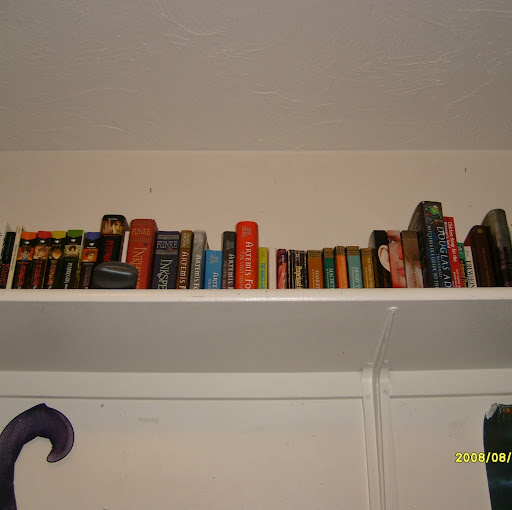 Laura Arrington Photo 10