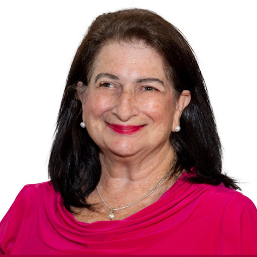 Julie Rosenthal Photo 15
