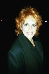 Karen Lyons Photo 35