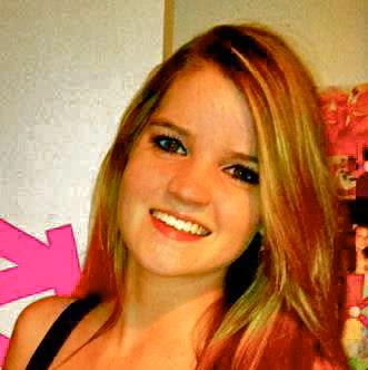 Katie Vaughn Photo 32