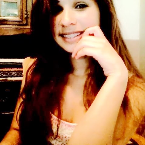 Samantha Salazar Photo 18