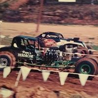 Pamela Dilley Photo 4