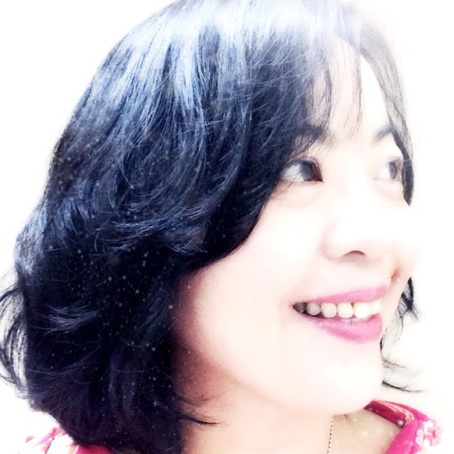 Alice Tang Photo 17