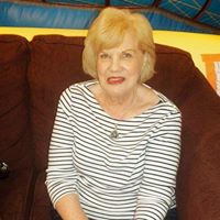 Carol Harvey Photo 26