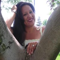 Michelle Miranda Photo 21