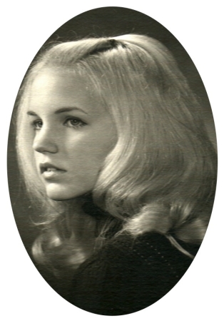 Melanie Brooks Photo 30
