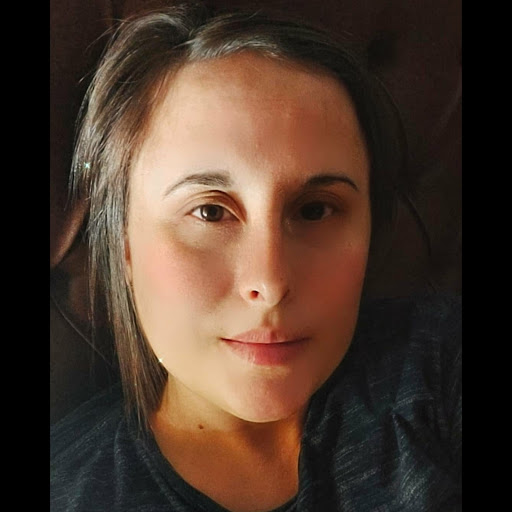 Andrea Alvarez Photo 25