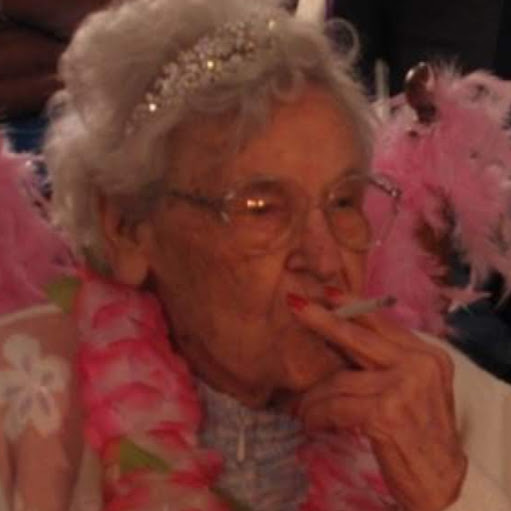 Betsy Brewer Photo 1