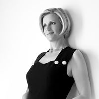 Judith Gauthier Photo 19