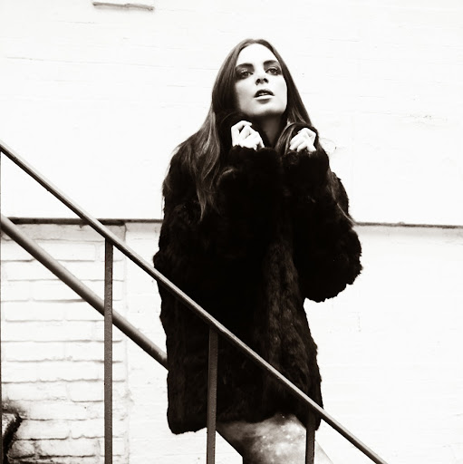 Adriana Velasco Photo 9