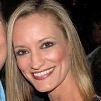 Amber Armstrong Photo 41