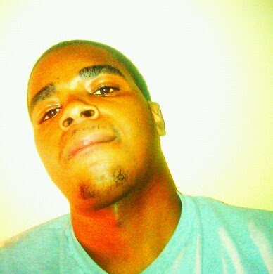 Derrick Travis Photo 14