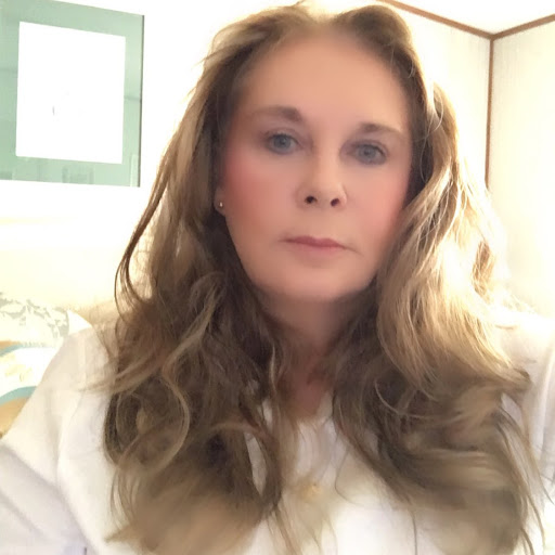 Connie Roberts Photo 38