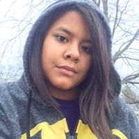 Victoria Valdivia Photo 5