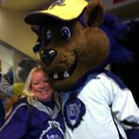 Michelle Ernst Photo 38