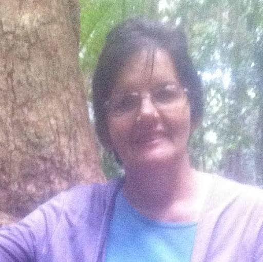Robyn Webster Photo 28