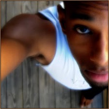 Jonathan Perry Photo 28