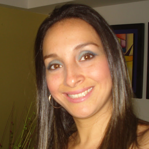 Adriana Jimenez Photo 16
