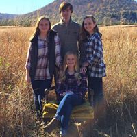 Karen Mathis Photo 16