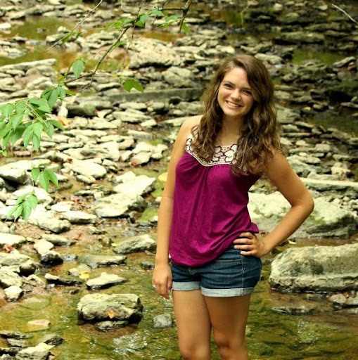 Allison Sharpe Photo 17