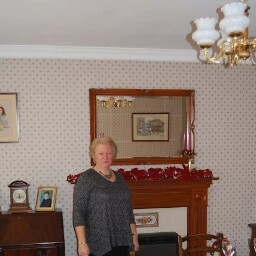 Janet Hardy Photo 12
