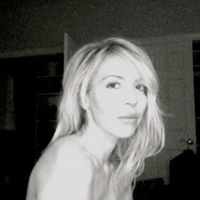 Jennifer Scholtz Photo 7