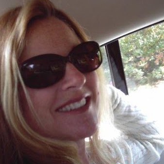 Michele Brown Photo 34