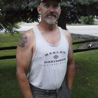 Adam Berg Photo 37