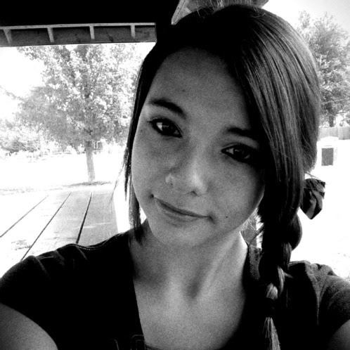 Haley Robison Photo 18
