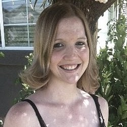 Sarah Hardin Photo 29
