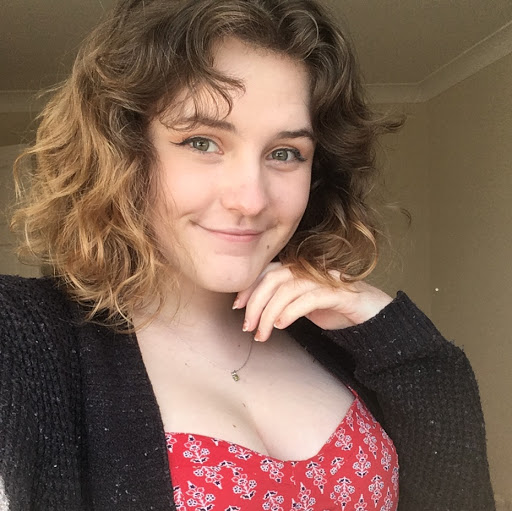 Samantha Reed Photo 22