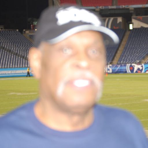 Bobby Mckinney Photo 37