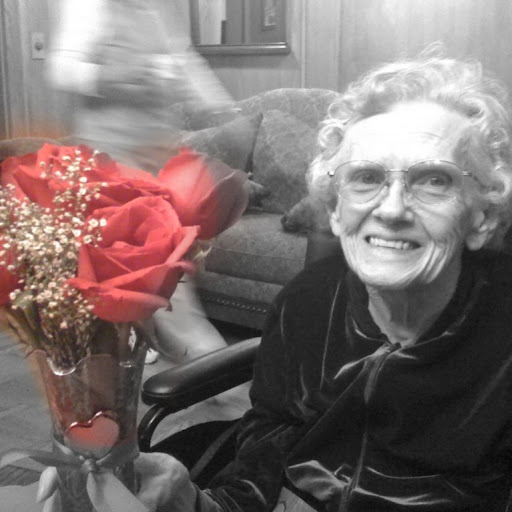Ruth Bell Photo 28